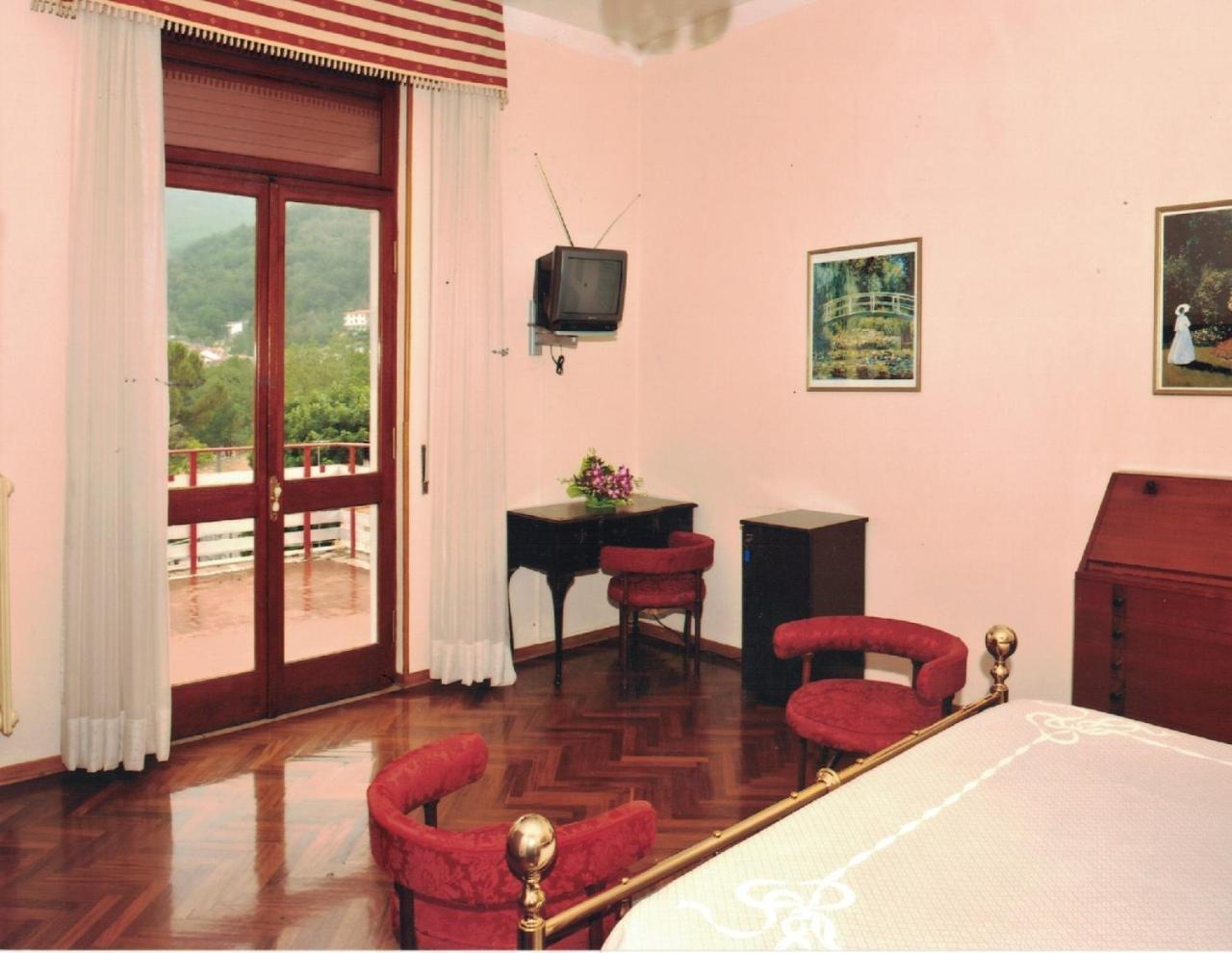 Albergo La Perla Civitella Roveto Kültér fotó