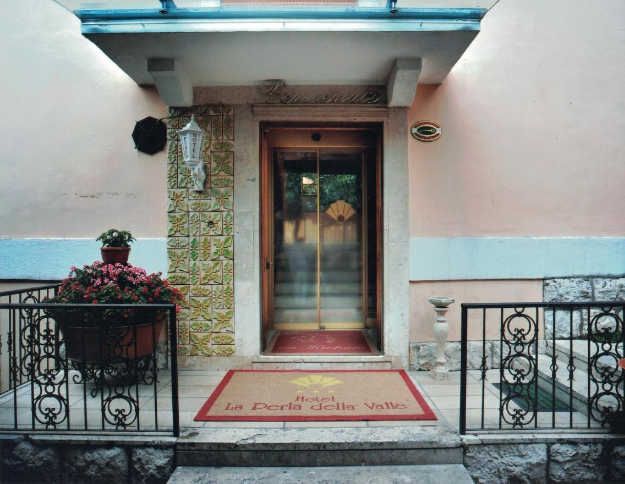 Albergo La Perla Civitella Roveto Kültér fotó